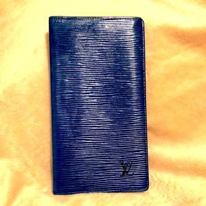 Louis Vuitton blue Epi leather long bifold wallet- Amazing Condition